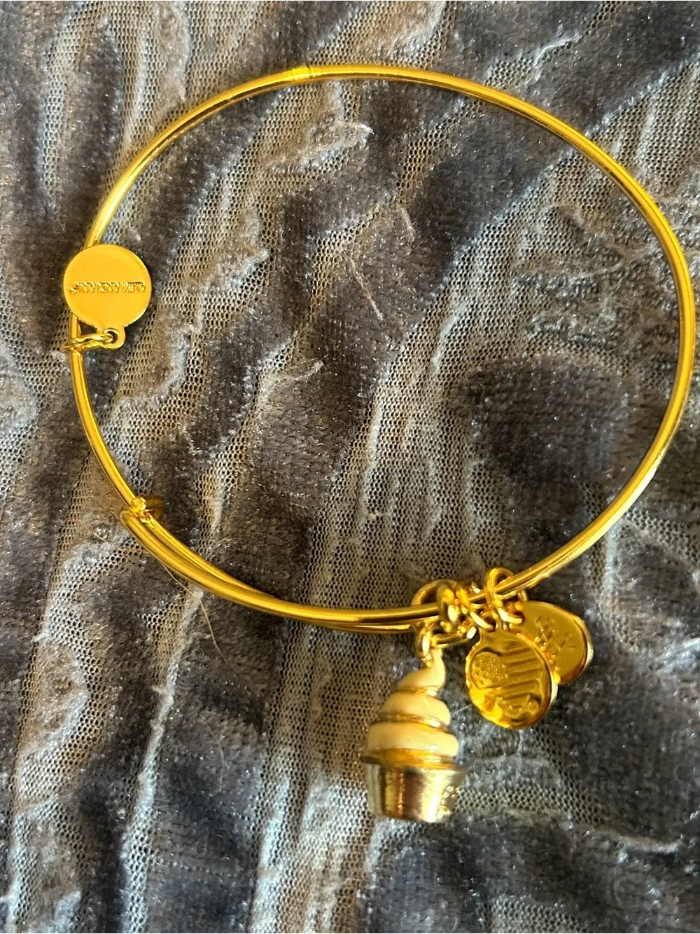 Alex and Ani Disney Parks Dole Whip - Picture 3 of 3